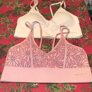 EUC Danskin Intimates.  Set of 2 sport bra style.  Sz M.